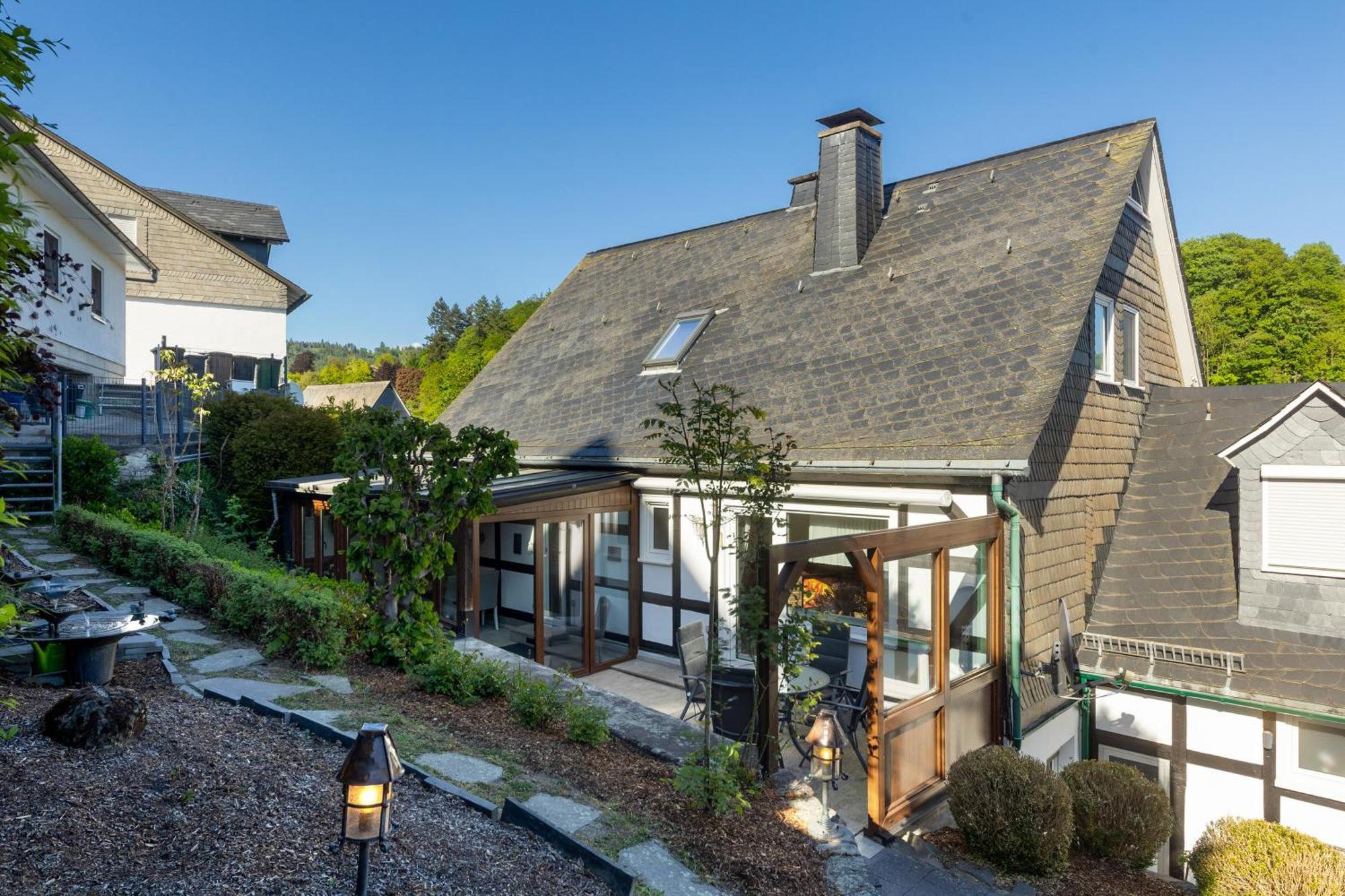 Ferienwohnung Am Huegel Schmallenberg Exterior foto
